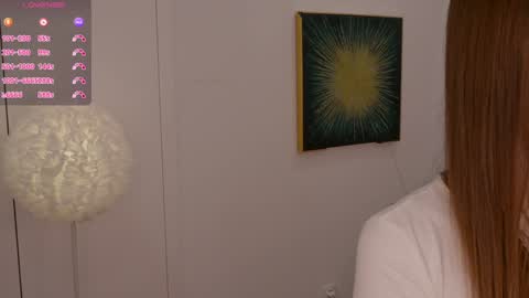 Lilly Colins online show from February 2025 05:50:01 PM