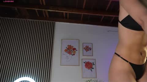 Sofia online show from March 2026 12:22:01 PM