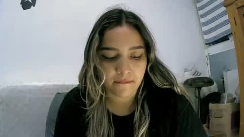 Sey - Lilly  online show from April 2026 01:15:01 AM