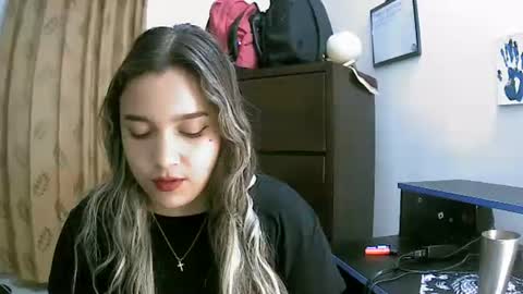 Sey - Lilly  online show from April 2026 08:09:02 AM