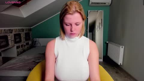 Lilly Depp online show from December 2024 12:26:01 AM