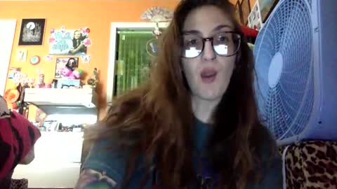 hi guys im back on here 3 online show from April 2026 07:29:01 PM