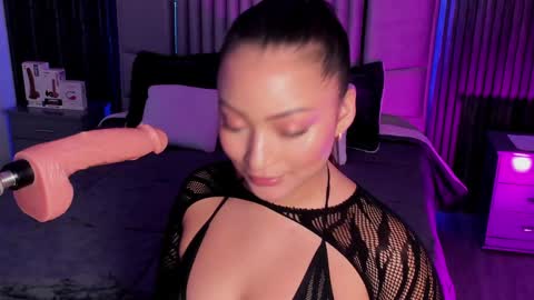 Lilly Ortiz online show from December 2024 01:28:01 PM