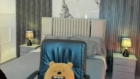 Lilly Ortiz online show from April 2026 07:50:02 PM