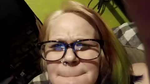 LilMizzTwizid online show from May 2026 08:31:01 AM