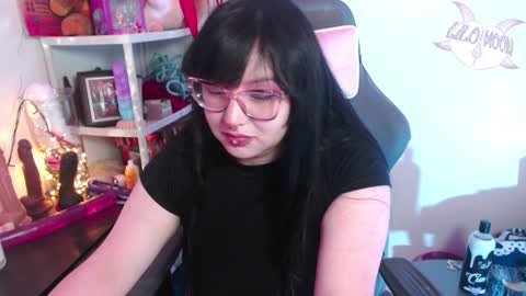 Snapshot of lilomoon69 chatting on December 2024 06:37:02 AM Lilo online show from December 2024 06:37:02 AM