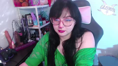 Snapshot of lilomoon69 chatting on December 2024 03:20:01 AM Lilo online show from December 2024 03:20:01 AM