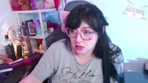 Snapshot of lilomoon69 chatting on December 2024 05:53:02 AM Lilo online show from December 2024 05:53:02 AM