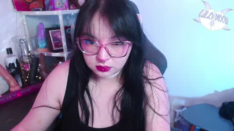 Snapshot of lilomoon69 chatting on December 2024 03:11:02 AM Lilo online show from December 2024 03:11:02 AM