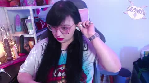 Snapshot of lilomoon69 chatting on January 2025 02:54:02 AM Lilo online show from January 2025 02:54:02 AM