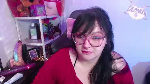 Snapshot of lilomoon69 chatting on January 2025 02:51:02 AM Lilo online show from January 2025 02:51:02 AM