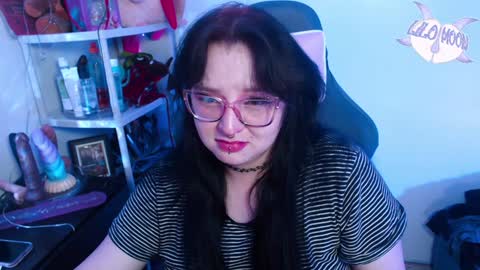 Snapshot of lilomoon69 chatting on January 2025 04:20:01 AM Lilo online show from January 2025 04:20:01 AM