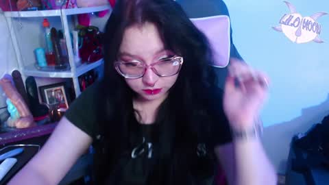 Snapshot of lilomoon69 chatting on January 2025 03:15:01 AM Lilo online show from January 2025 03:15:01 AM