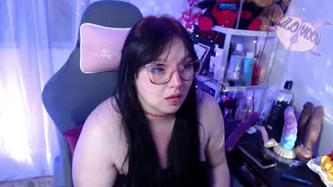 Snapshot of lilomoon69 chatting on February 2025 06:49:02 AM Lilo online show from February 2025 06:49:02 AM