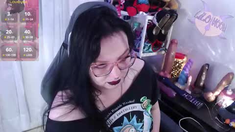Snapshot of lilomoon69 chatting on September 2025 01:55:01 PM Lilo online show from September 2025 01:55:01 PM
