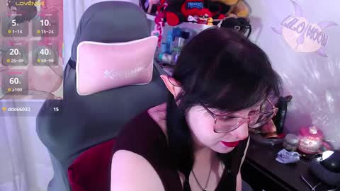 Snapshot of lilomoon69 chatting on October 2025 01:09:01 PM Lilo online show from October 2025 01:09:01 PM