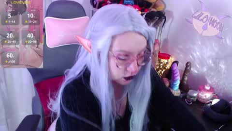 Snapshot of lilomoon69 chatting on October 2025 02:17:02 PM Lilo online show from October 2025 02:17:02 PM