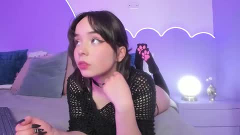 Lilou online show from February 2025 05:53:01 PM