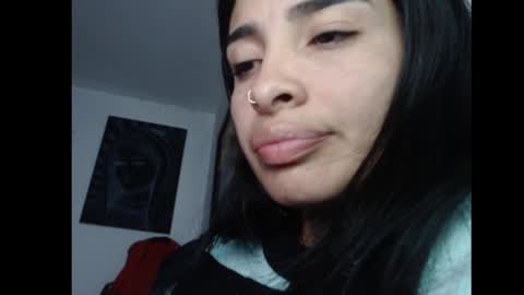 lil palacio online show from February 2025 05:40:02 AM