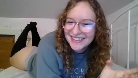 LilPies  online show from December 2024 05:08:01 PM