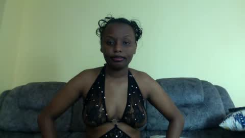 Snapshot of lilpretty16 chatting on July 2026 12:19:01 PM lilpretty16 online show from July 2026 12:19:01 PM