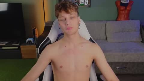 lilteddyboy online show from October 2025 01:46:02 PM