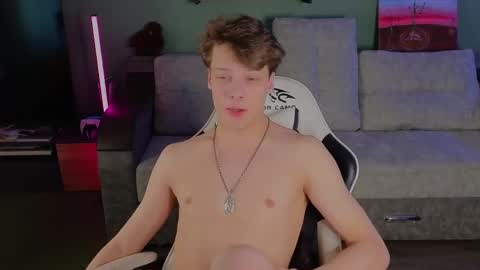 lilteddyboy online show from April 2026 10:08:02 AM