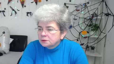 Snapshot of liluyanata chatting on October 2025 05:32:01 AM Lilu online show from October 2025 05:32:01 AM