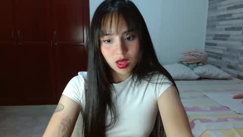 Lirio         online show from April 2026 06:11:01 AM