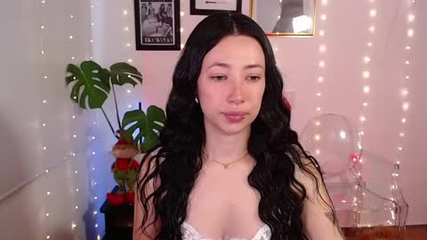 just lily online show from December 2024 10:47:02 PM