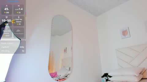   online show from March 2025 08:12:01 PM