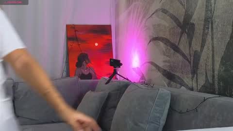 Lily online show from December 2024 02:28:02 PM