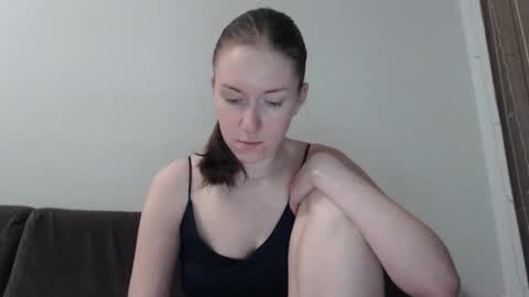Snapshot of lily_love_x chatting on April 2026 10:59:02 PM lily_love_x online show from April 2026 10:59:02 PM