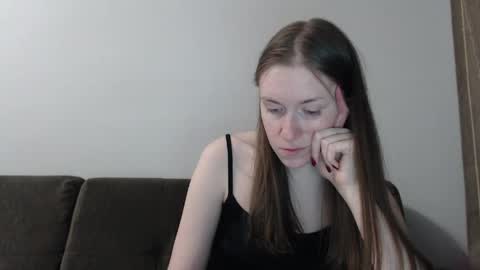 Snapshot of lily_love_x chatting on April 2026 11:17:02 PM lily_love_x online show from April 2026 11:17:02 PM