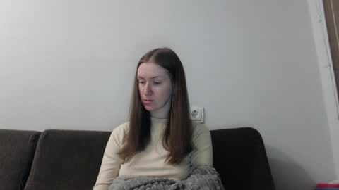 Snapshot of lily_love_x chatting on May 2026 12:06:01 AM lily_love_x online show from May 2026 12:06:01 AM