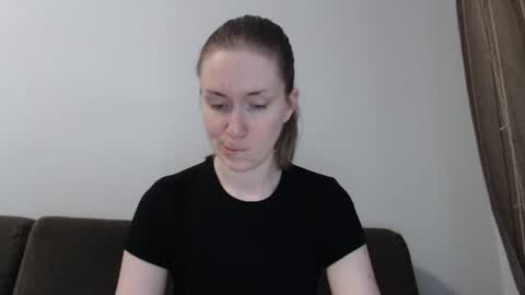 Snapshot of lily_love_x chatting on July 2026 05:05:01 AM lily_love_x online show from July 2026 05:05:01 AM