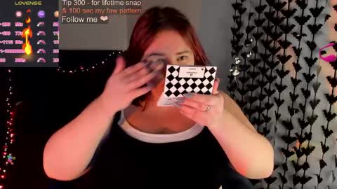 Elina  online show from October 2025 10:20:02 PM