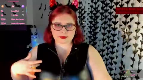 Elina  online show from October 2025 12:26:01 AM