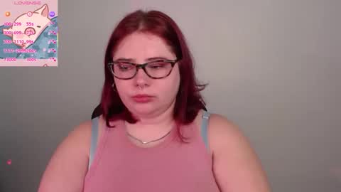 Elina  online show from November 2025 11:38:02 AM