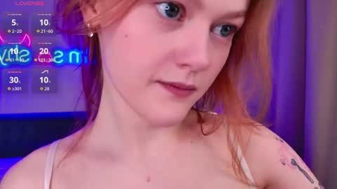 Snapshot of lily_mio chatting on June 2026 09:51:02 PM Im Lily online show from June 2026 09:51:02 PM
