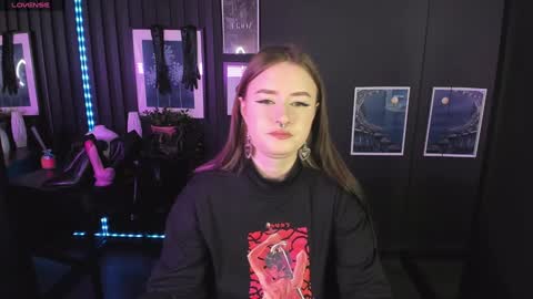 Lily online show from January 2025 08:41:02 AM