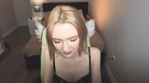 Lily online show from February 2026 12:58:02 PM