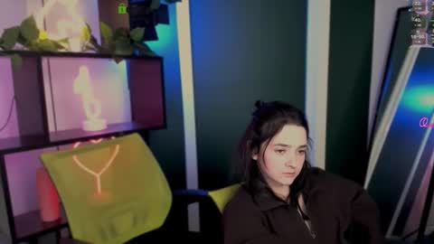 Lily online show from March 2026 12:36:02 AM