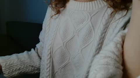 small lily online show from April 2026 05:10:02 PM