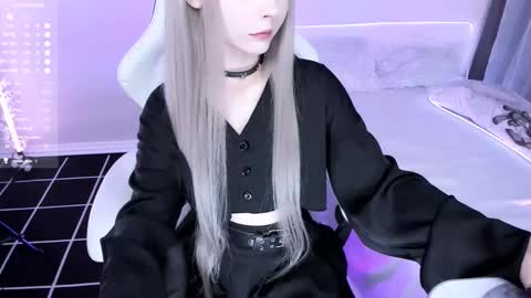 Snapshot of lily_weep chatting on September 2025 12:32:02 AM Lily online show from September 2025 12:32:02 AM
