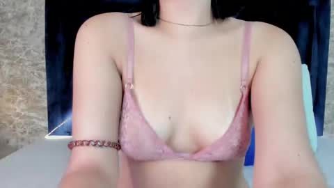 LilyWoodz online show from October 2025 03:44:02 PM