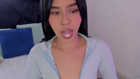 LilyWoodz online show from January 2026 07:06:02 PM