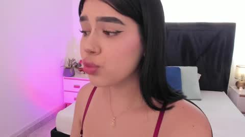 LilyWoodz online show from April 2026 07:17:02 PM