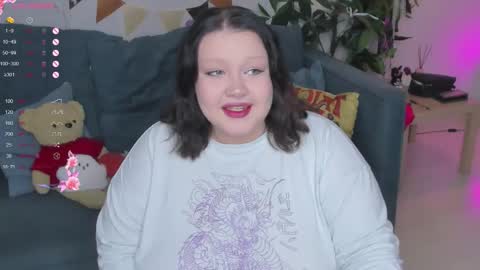 Lily online show from October 2025 08:40:02 PM