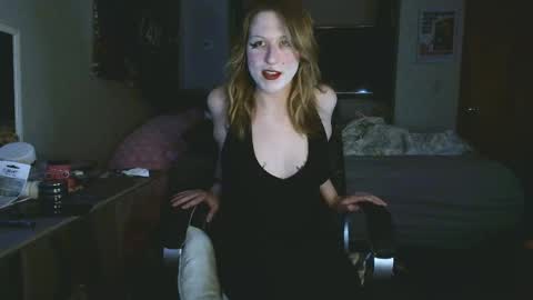 lilybvixen online show from May 2026 01:01:01 AM